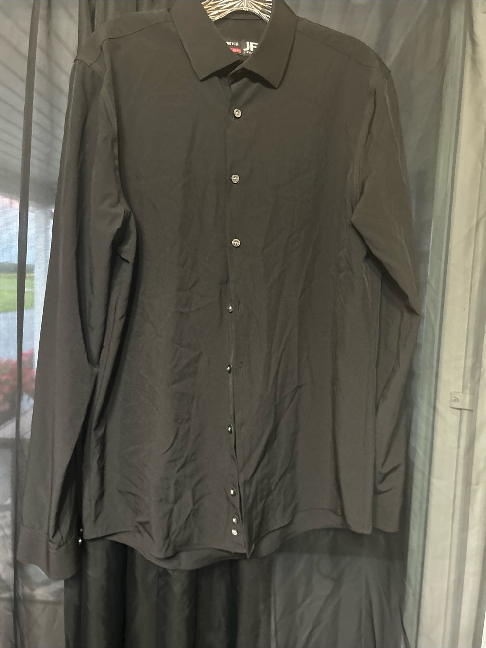 jf j.ferrar Classic Black Long-Sleeve Dress Shirt size medium, nice material